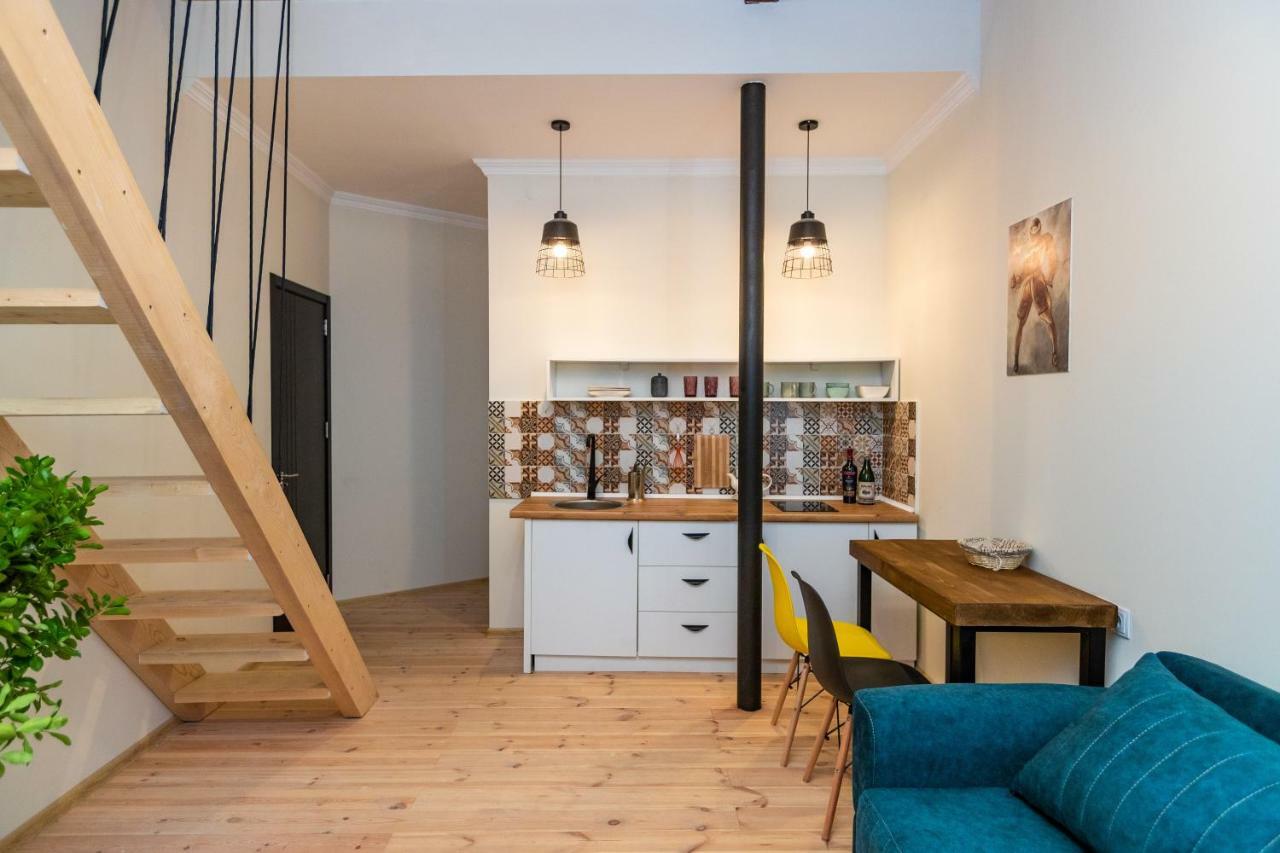Giorgi'S Apartment Tbilisi Ngoại thất bức ảnh